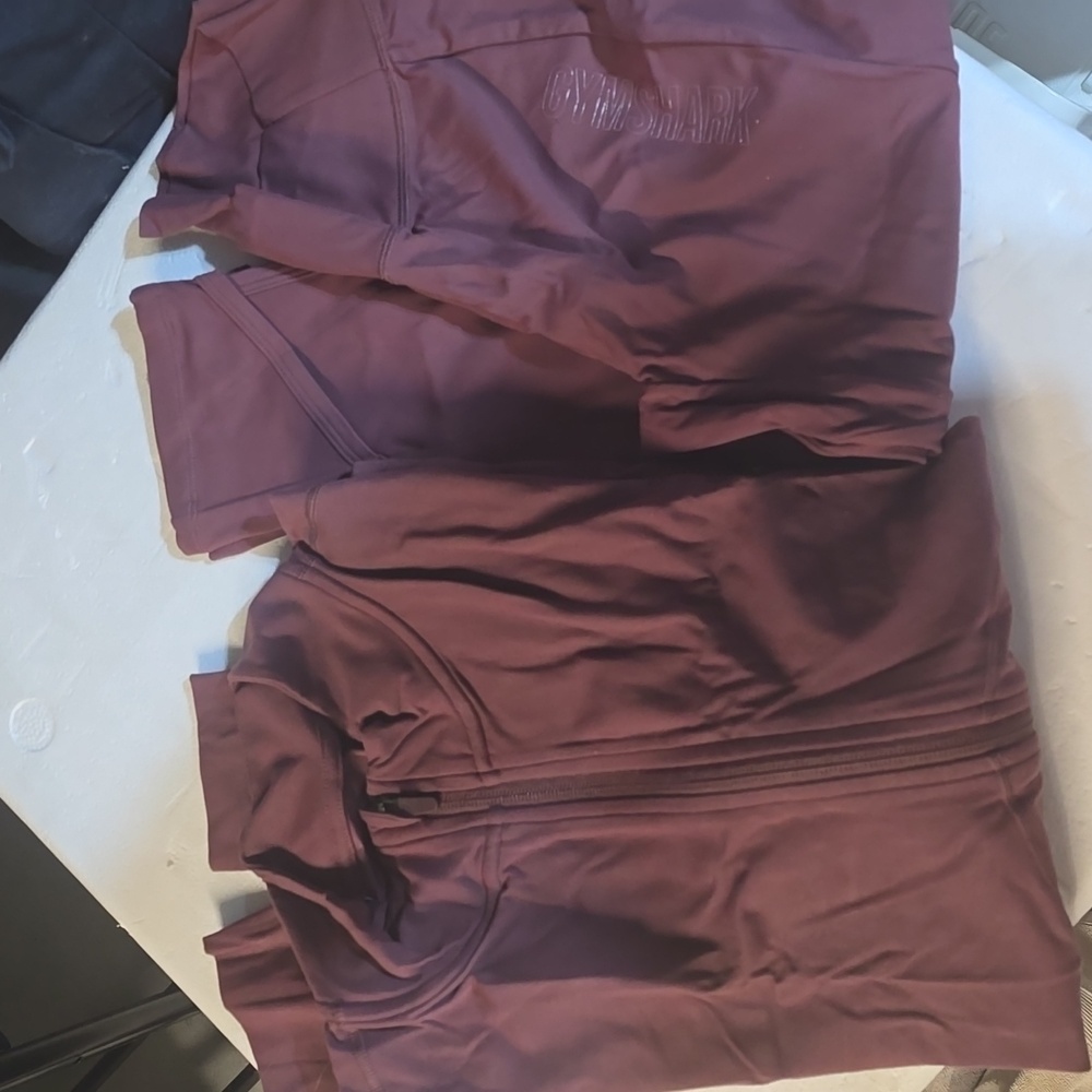 GYMSHARK set! - Winter Berry
